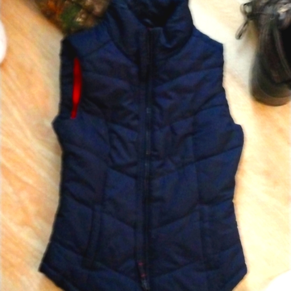 Aeropostale xs vest
